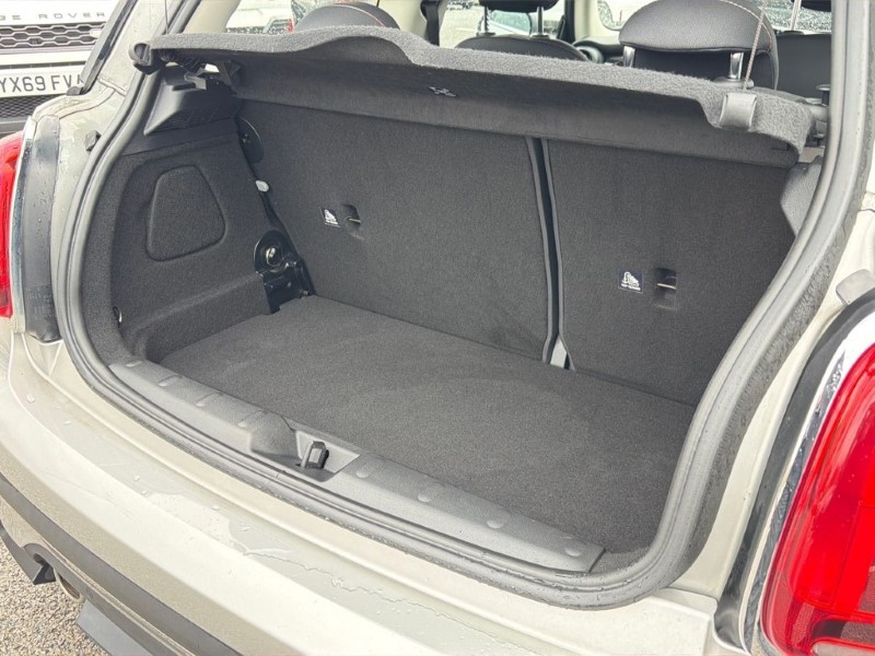 2023 (23) MINI HATCHBACK 1.5 Cooper Classic 3dr Auto 5306195