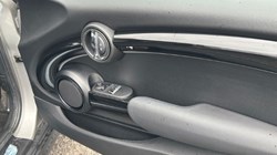 2023 (23) MINI HATCHBACK 1.5 Cooper Classic 3dr Auto 5306180