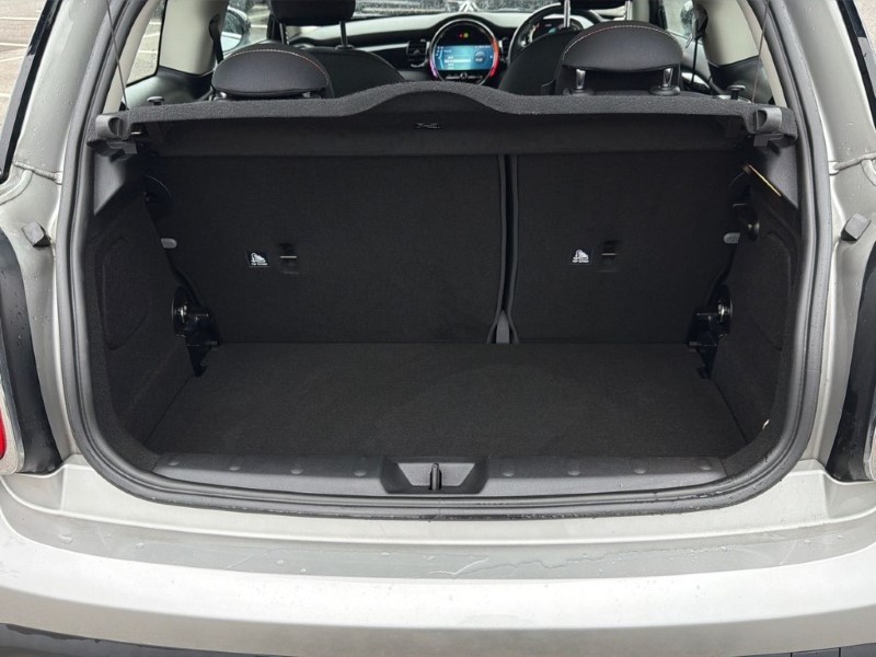 2023 (23) MINI HATCHBACK 1.5 Cooper Classic 3dr Auto 5306172