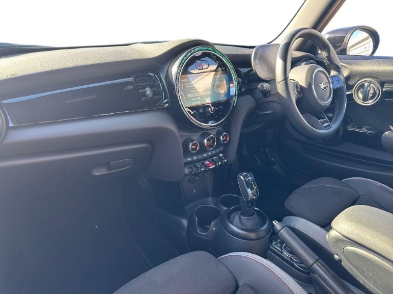 2024 (24) MINI HATCHBACK 1.5 Cooper Sport Premium 3dr Auto 5282674