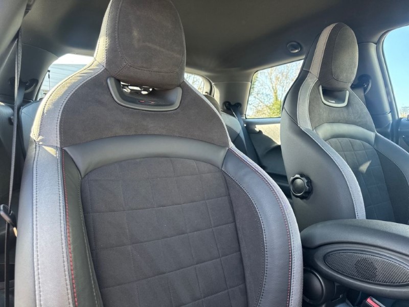 2024 (24) MINI HATCHBACK 1.5 Cooper Sport Premium 3dr Auto 5282691