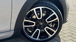 2024 (24) MINI HATCHBACK 1.5 Cooper Sport Premium 3dr Auto 5282714