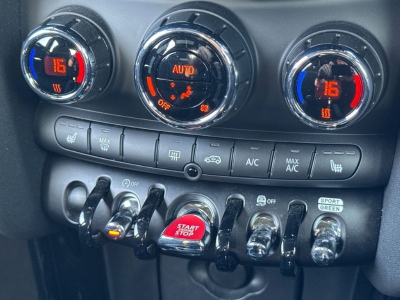 2024 (24) MINI HATCHBACK 1.5 Cooper Sport Premium 3dr Auto 5282686