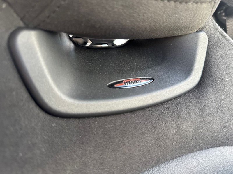 2024 (24) MINI HATCHBACK 1.5 Cooper Sport Premium 3dr Auto 5282704