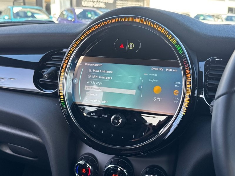 2024 (24) MINI HATCHBACK 1.5 Cooper Sport Premium 3dr Auto 5282692