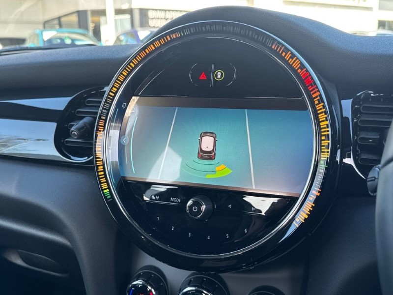 2024 (24) MINI HATCHBACK 1.5 Cooper Sport Premium 3dr Auto 5282693