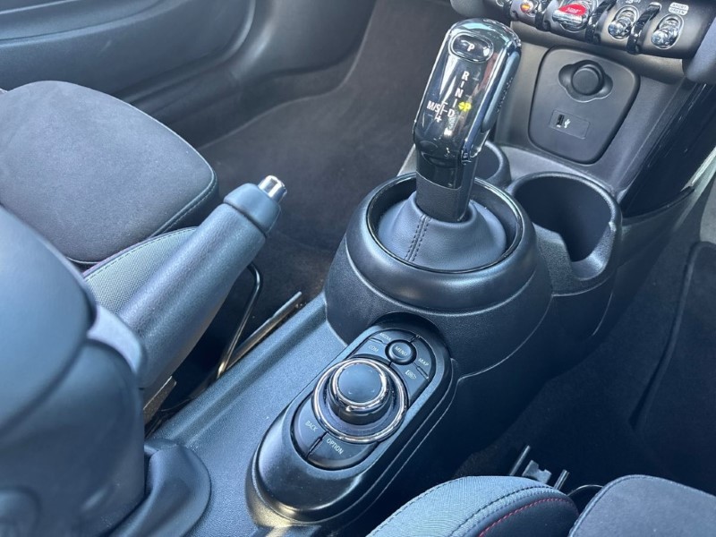 2024 (24) MINI HATCHBACK 1.5 Cooper Sport Premium 3dr Auto 5282677