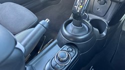 2024 (24) MINI HATCHBACK 1.5 Cooper Sport Premium 3dr Auto 5282677