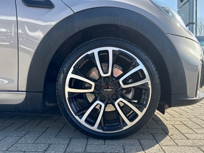 2024 (24) MINI HATCHBACK 1.5 Cooper Sport Premium 3dr Auto 5282681