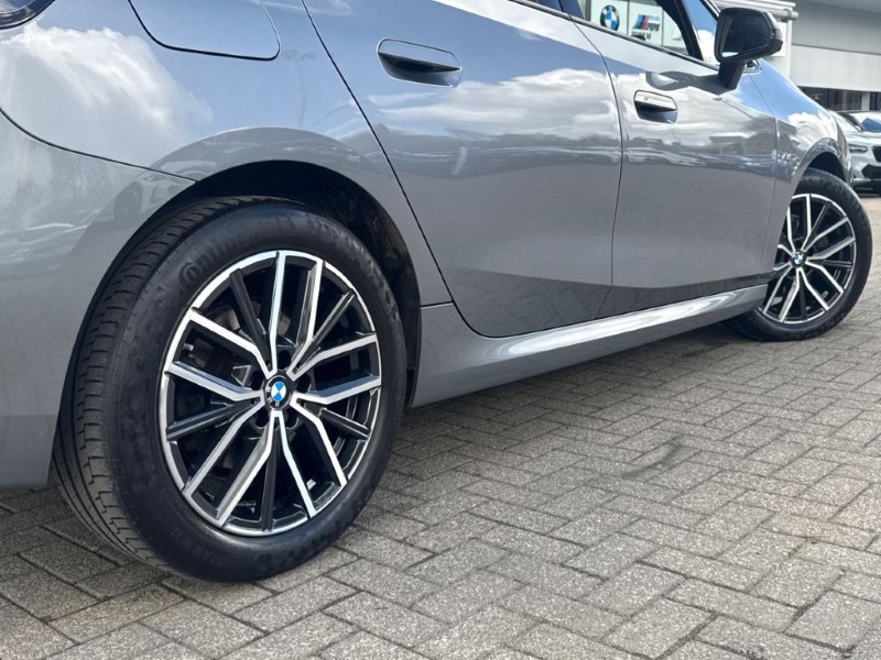 2022 (72) BMW 2 SERIES 218d M Sport 5dr DCT 5283272