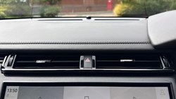2026 (26) LAND ROVER RANGE ROVER VELAR 2.0 D200 MHEV Dynamic SE 5dr Auto 5725137
