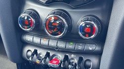 2020 (70) MINI HATCHBACK 1.5 Cooper Exclusive II 5dr 5338520