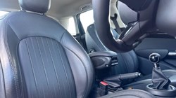 2020 (70) MINI HATCHBACK 1.5 Cooper Exclusive II 5dr 5338502