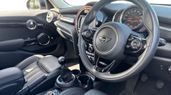 2020 (70) MINI HATCHBACK 1.5 Cooper Exclusive II 5dr 5338497