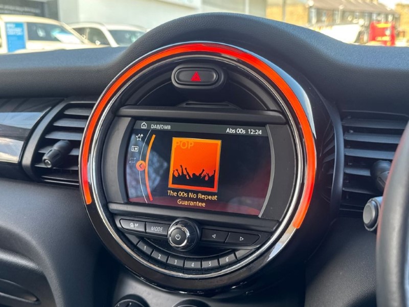 2020 (70) MINI HATCHBACK 1.5 Cooper Exclusive II 5dr 5338499