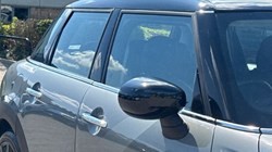 2020 (70) MINI HATCHBACK 1.5 Cooper Exclusive II 5dr 5338539