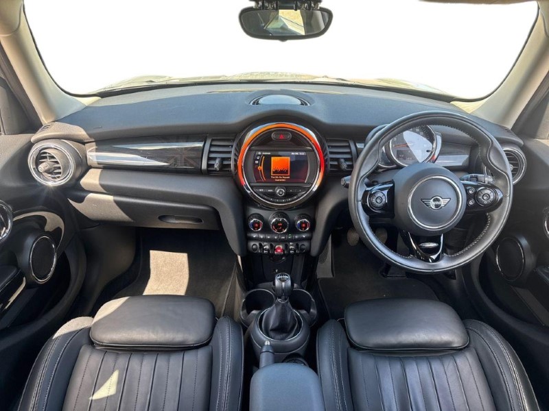 2020 (70) MINI HATCHBACK 1.5 Cooper Exclusive II 5dr 5338495