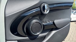 2020 (70) MINI HATCHBACK 1.5 Cooper Exclusive II 5dr 5338512
