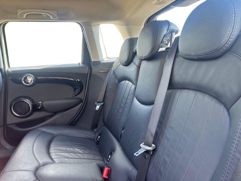 2020 (70) MINI HATCHBACK 1.5 Cooper Exclusive II 5dr 5338503