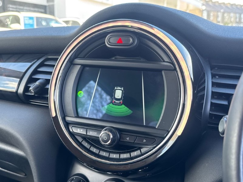 2020 (70) MINI HATCHBACK 1.5 Cooper Exclusive II 5dr 5338518