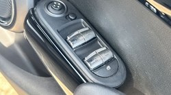 2020 (70) MINI HATCHBACK 1.5 Cooper Exclusive II 5dr 5338513