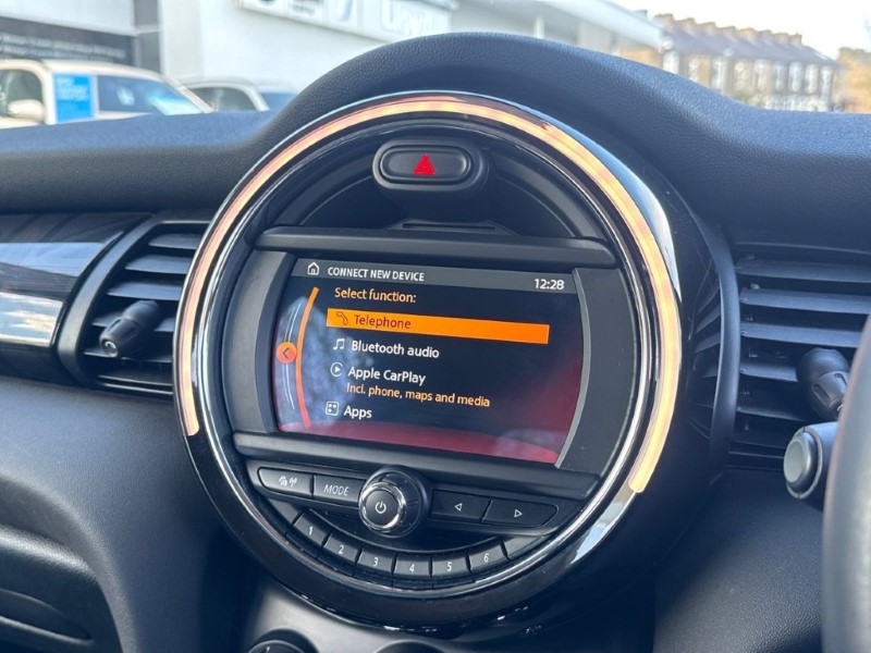 2020 (70) MINI HATCHBACK 1.5 Cooper Exclusive II 5dr 5338519