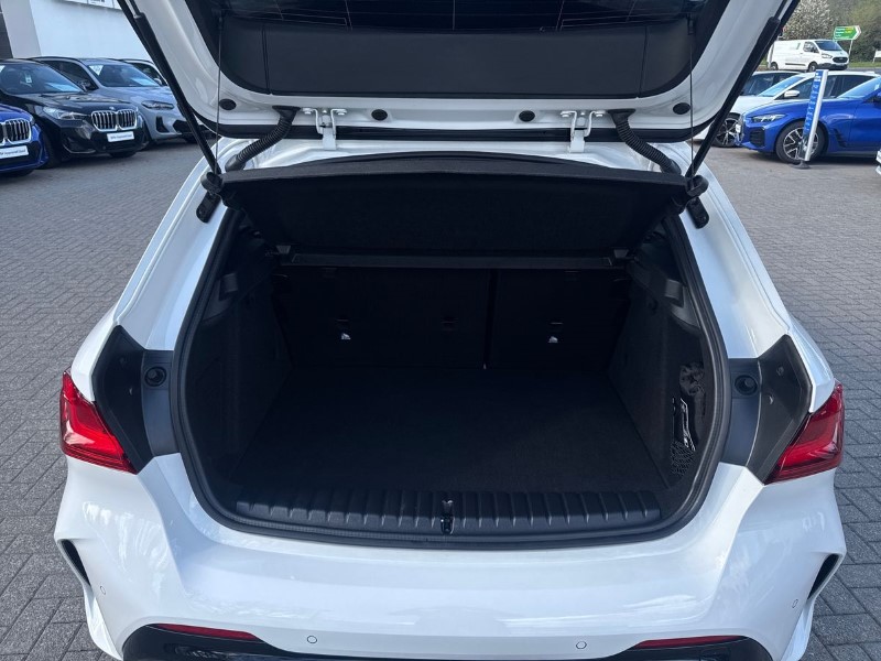 2024 (24) BMW 1 SERIES M135i xDrive 5dr Step Auto 5279930