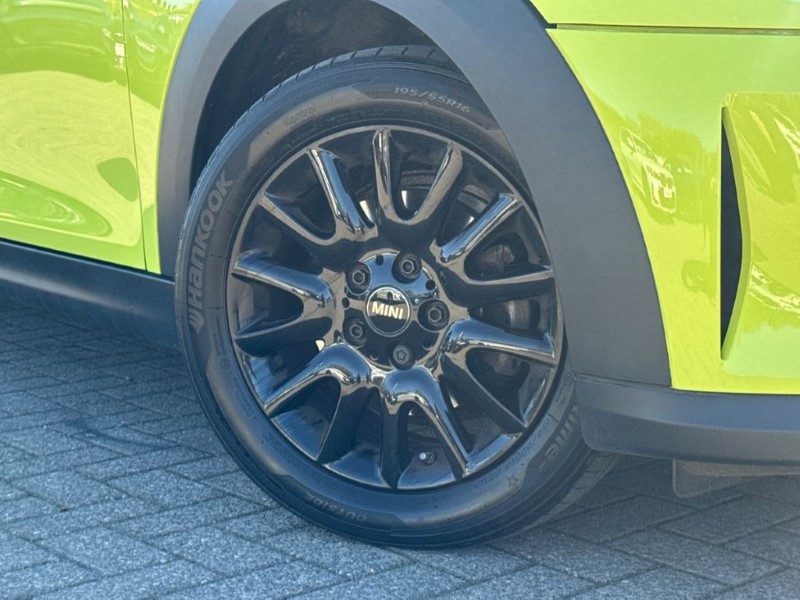 2023 (73) MINI HATCHBACK 1.5 Cooper Classic 5dr 5318770
