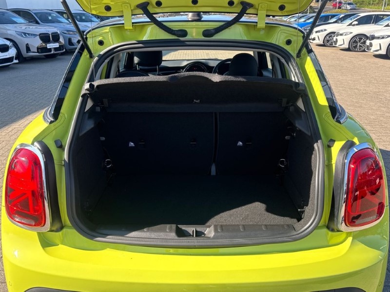 2023 (73) MINI HATCHBACK 1.5 Cooper Classic 5dr 5318743