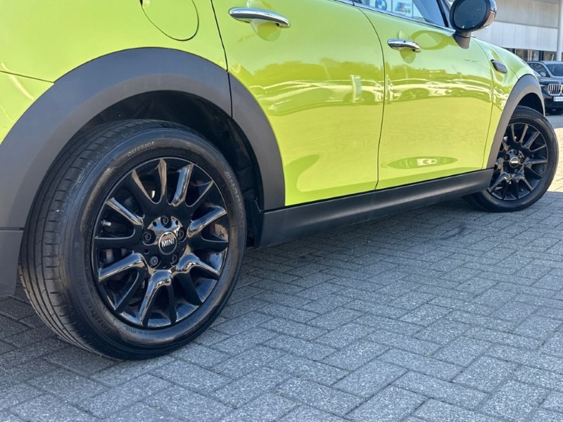2023 (73) MINI HATCHBACK 1.5 Cooper Classic 5dr 5318774