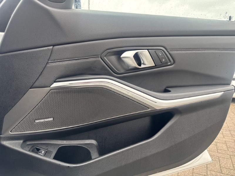 2023 (73) BMW 3 SERIES 320d MHT M Sport 5dr Step Auto 5295559