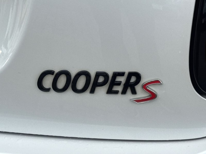 2022 (72) MINI HATCHBACK 2.0 Cooper S Sport 3dr Auto 5291214