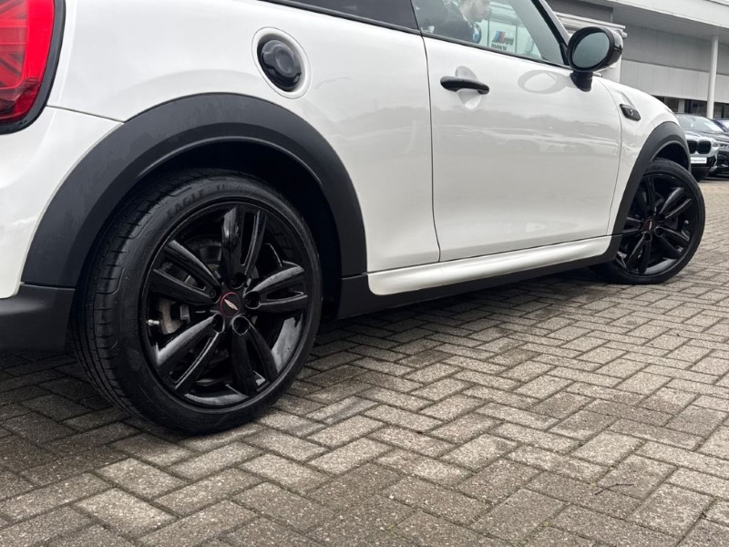 2022 (72) MINI HATCHBACK 2.0 Cooper S Sport 3dr Auto 5291216