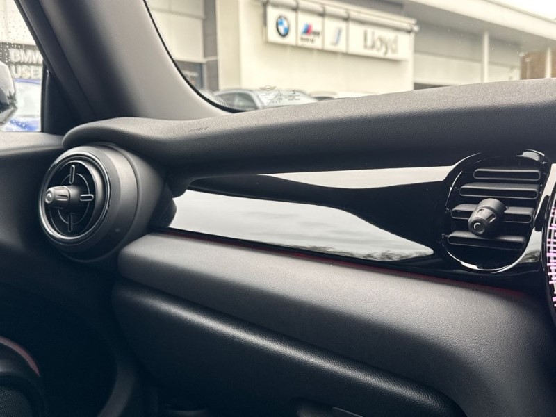 2022 (72) MINI HATCHBACK 2.0 Cooper S Sport 3dr Auto 5291201