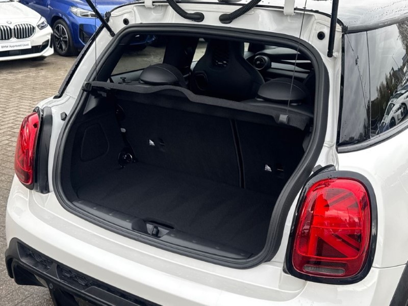 2022 (72) MINI HATCHBACK 2.0 Cooper S Sport 3dr Auto 5291208