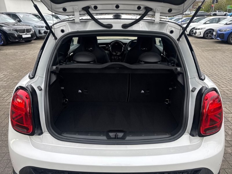 2022 (72) MINI HATCHBACK 2.0 Cooper S Sport 3dr Auto 5291183