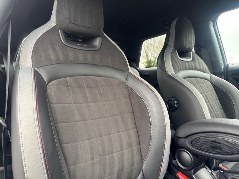 2022 (72) MINI HATCHBACK 2.0 Cooper S Sport 3dr Auto 5291194