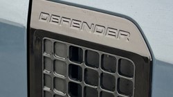2022 (71) LAND ROVER DEFENDER 3.0 D250 X-Dynamic S 110 5dr Auto 2875540