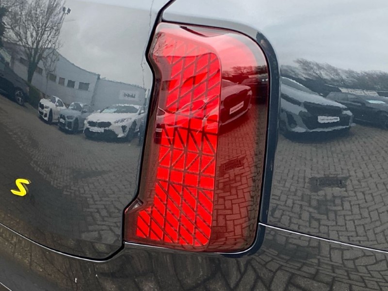 2025 (75) MINI COUNTRYMAN 230kW SE Sport [Level 1] ALL4 66kWh 5dr Auto 5252472