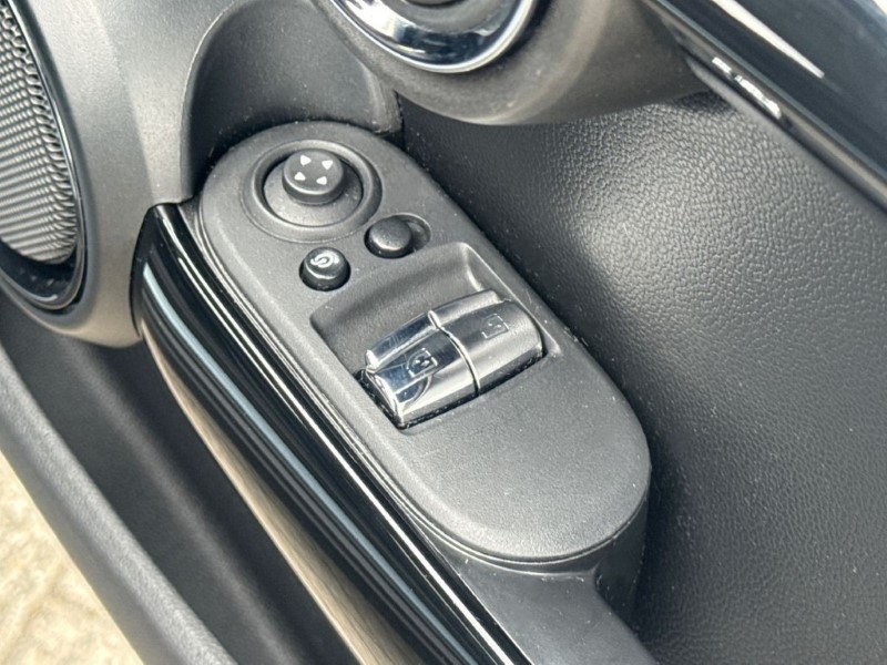 2023 (73) MINI HATCHBACK 1.5 Cooper Classic 3dr Auto 5312039