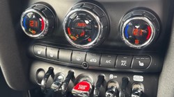 2023 (73) MINI HATCHBACK 1.5 Cooper Classic 3dr Auto 5312045