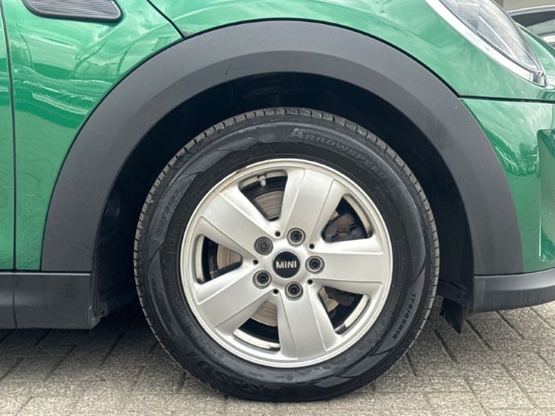 2023 (73) MINI HATCHBACK 1.5 Cooper Classic 3dr Auto 5312031
