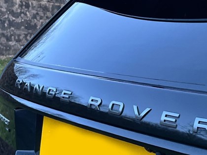 2020 (70) LAND ROVER RANGE ROVER SPORT 3.0 D300 HSE Silver 5dr Auto