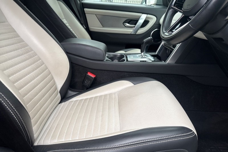 2023 (23) LAND ROVER DISCOVERY SPORT 1.5 P300e R-Dynamic HSE 5dr Auto [5 Seat] 5278307