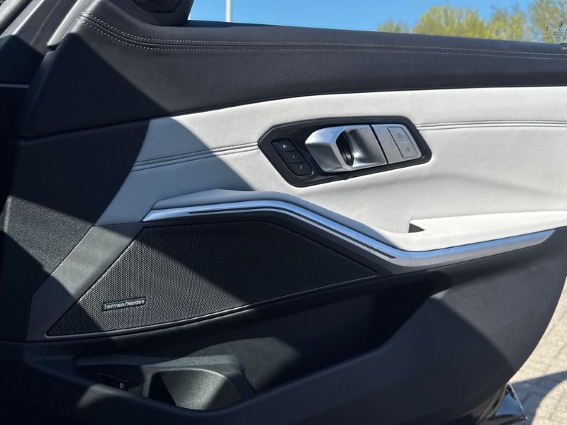 2023 (23) BMW M3 xDrive Competition M 5dr Step Auto 5325264