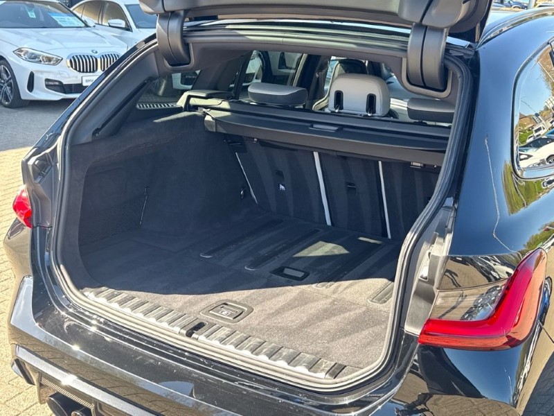 2023 (23) BMW M3 xDrive Competition M 5dr Step Auto 5325283