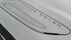 2020 (70) LAND ROVER RANGE ROVER VELAR 2.0 D240 R-Dynamic HSE 5dr Auto 2948565