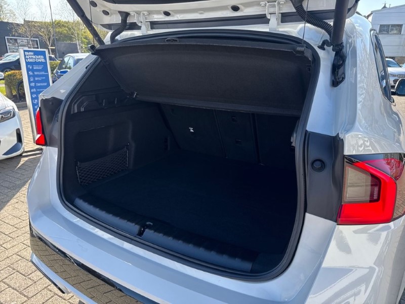 2025 (25) BMW iX1 150kW eDrive20 M Sport 65kWh 5dr Auto 5321384