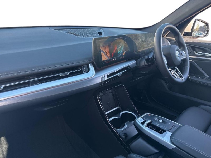 2025 (25) BMW iX1 150kW eDrive20 M Sport 65kWh 5dr Auto 5321354