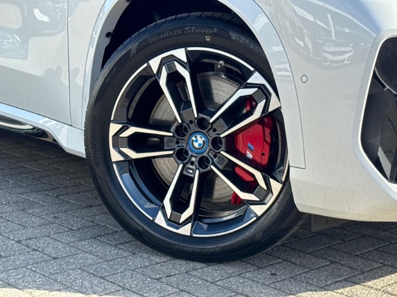 2025 (25) BMW iX1 150kW eDrive20 M Sport 65kWh 5dr Auto 5321390